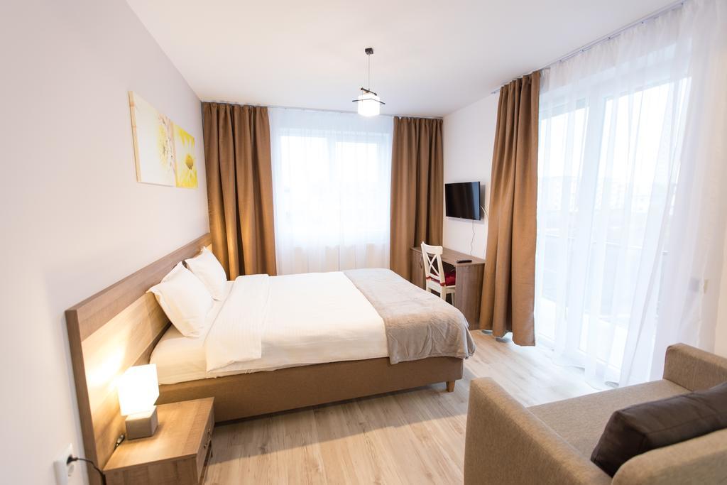 Montana Studios Braşov Extérieur photo